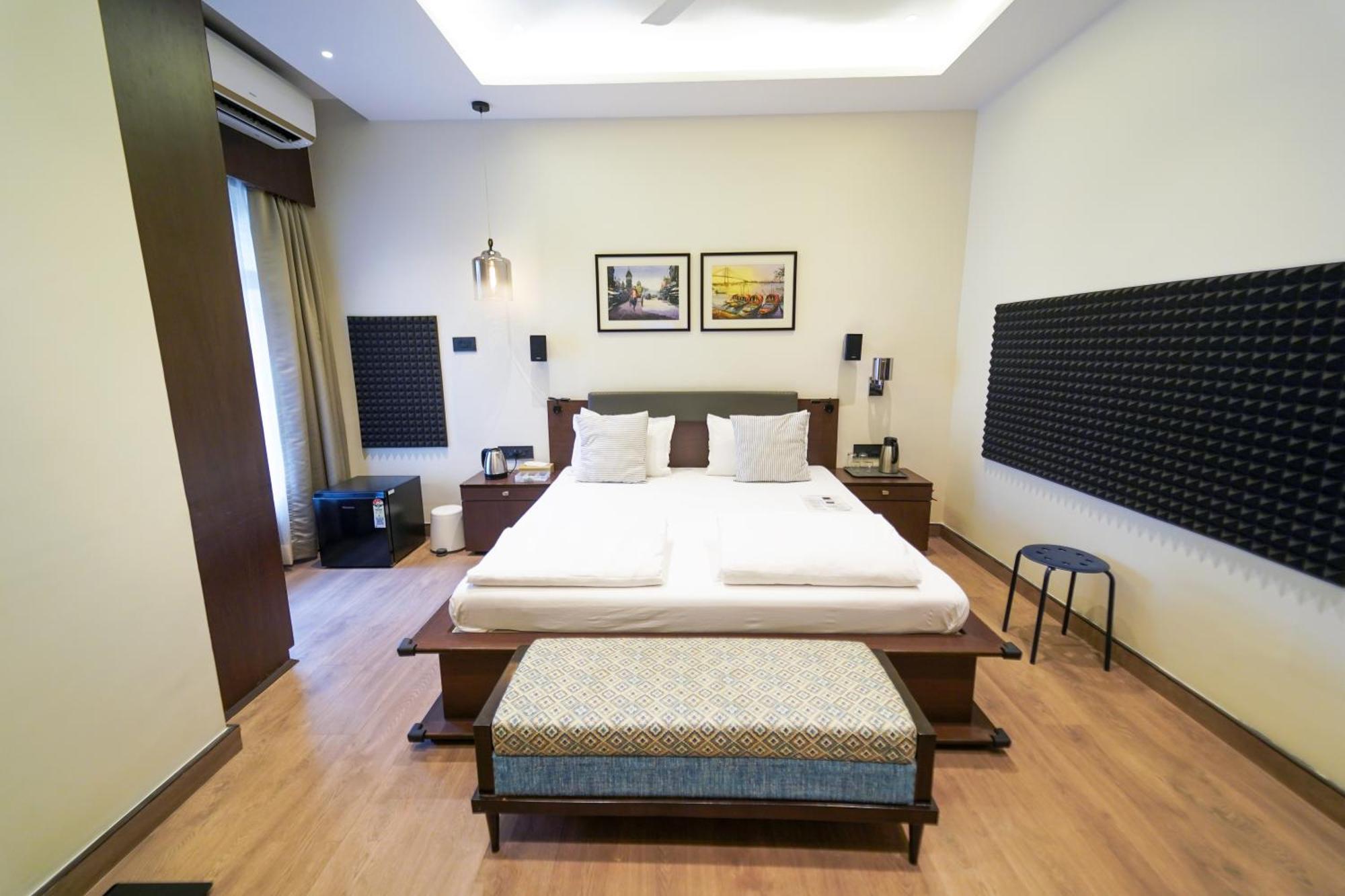 כלכותה Central Bed & Breakfast מראה חיצוני תמונה