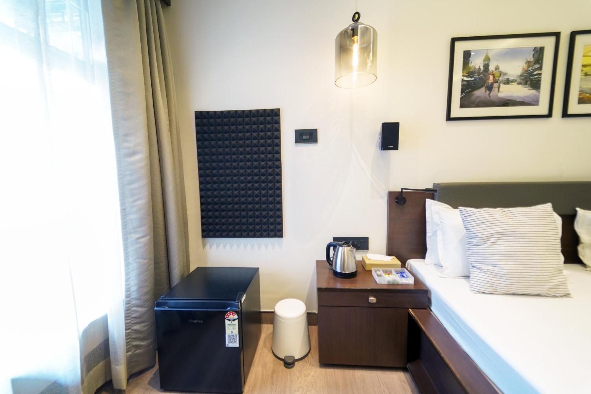 כלכותה Central Bed & Breakfast מראה חיצוני תמונה