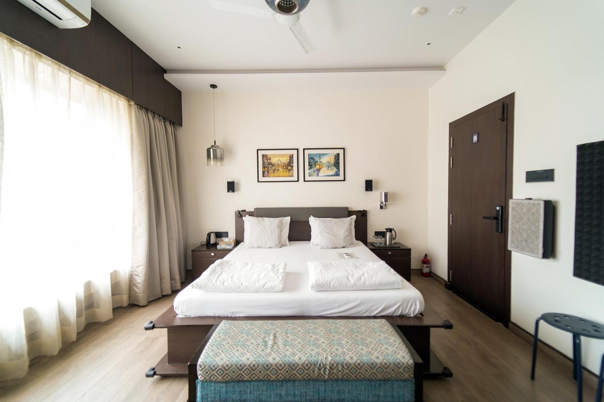 כלכותה Central Bed & Breakfast מראה חיצוני תמונה